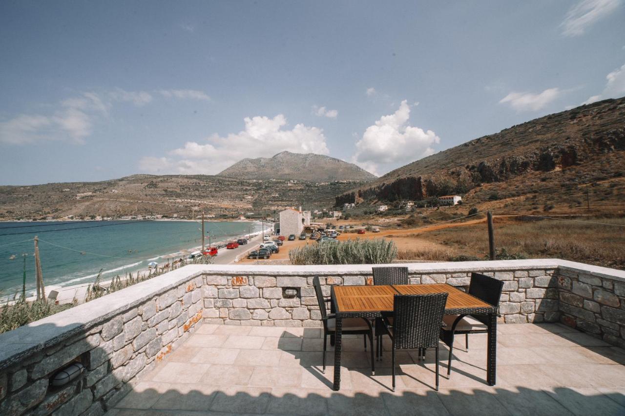 George Seafront Suites Neo Oitilo Exterior photo